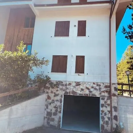 Apartment Accogliete Buen Retiro A Pescocostanzo. Con Garage
